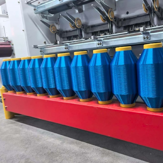 Instalación de producción de Runteks de hilos teñidos y de color